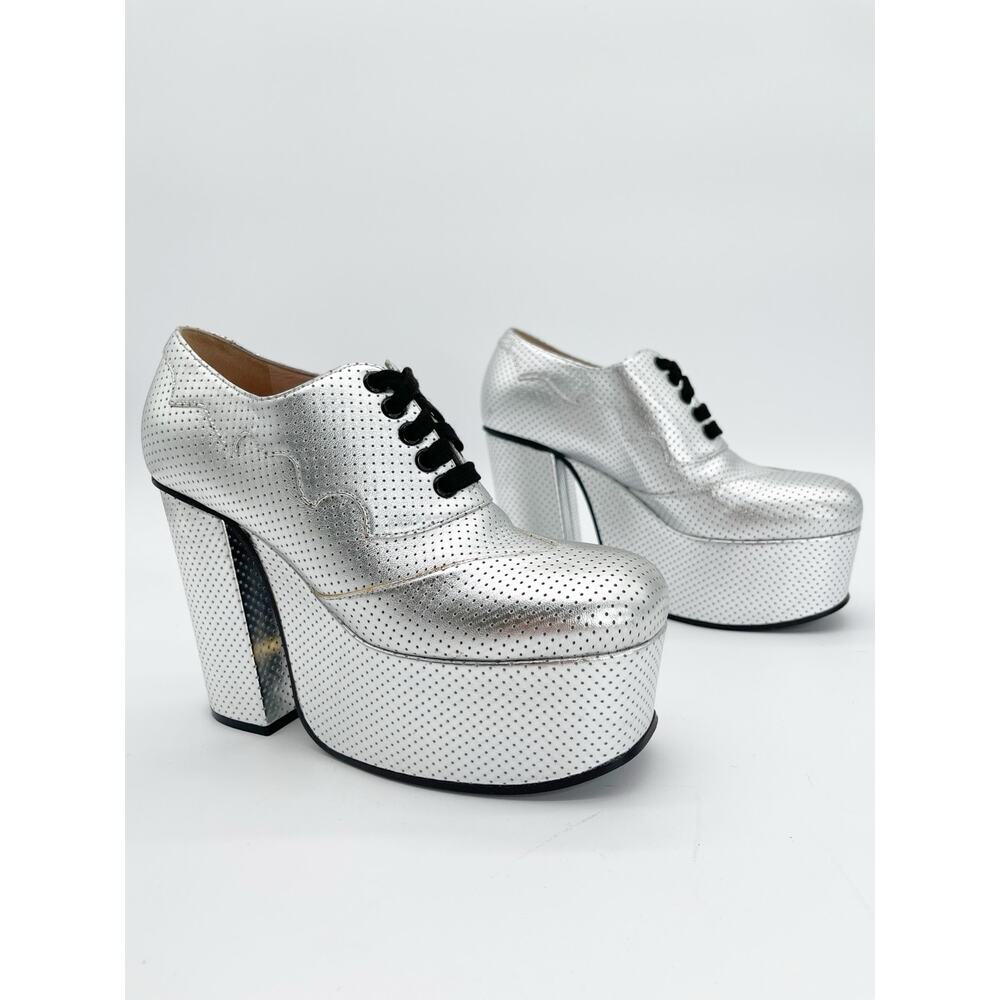 Gucci Otis F/W19 Runway Silver Perforated Platform Oxford Lace Up Heels IT 36.5